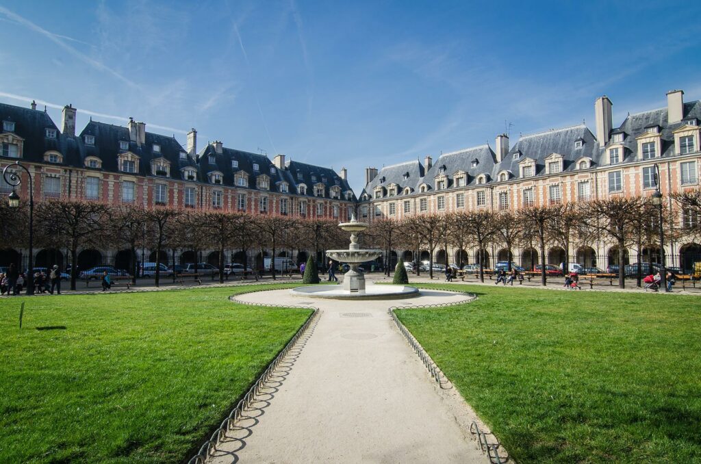 Hôtel Paris Bastille - Palym - Place des Vosges